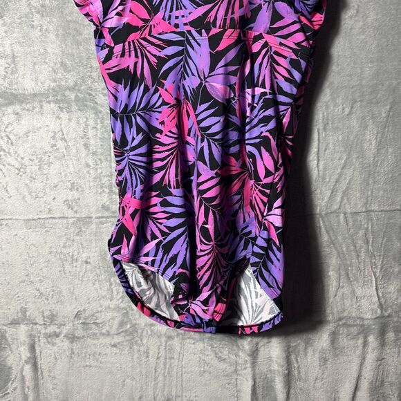Kim Gravel Swimsuits for All Pinks Floral Ruched One Piece Swimsuit Size 16 - Picture 7 of 9